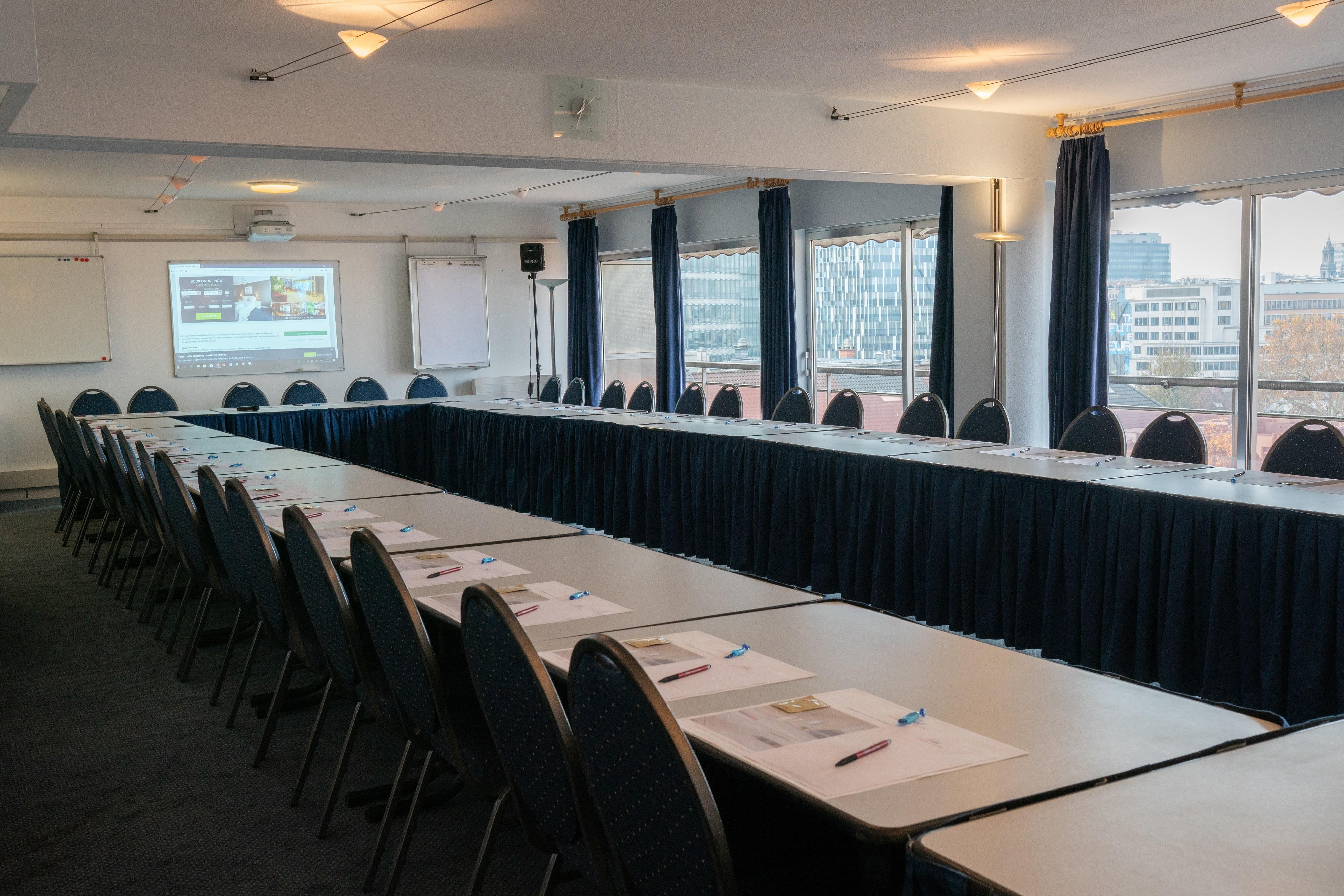 First Euroflat Hotel Brussel Eksteriør bilde