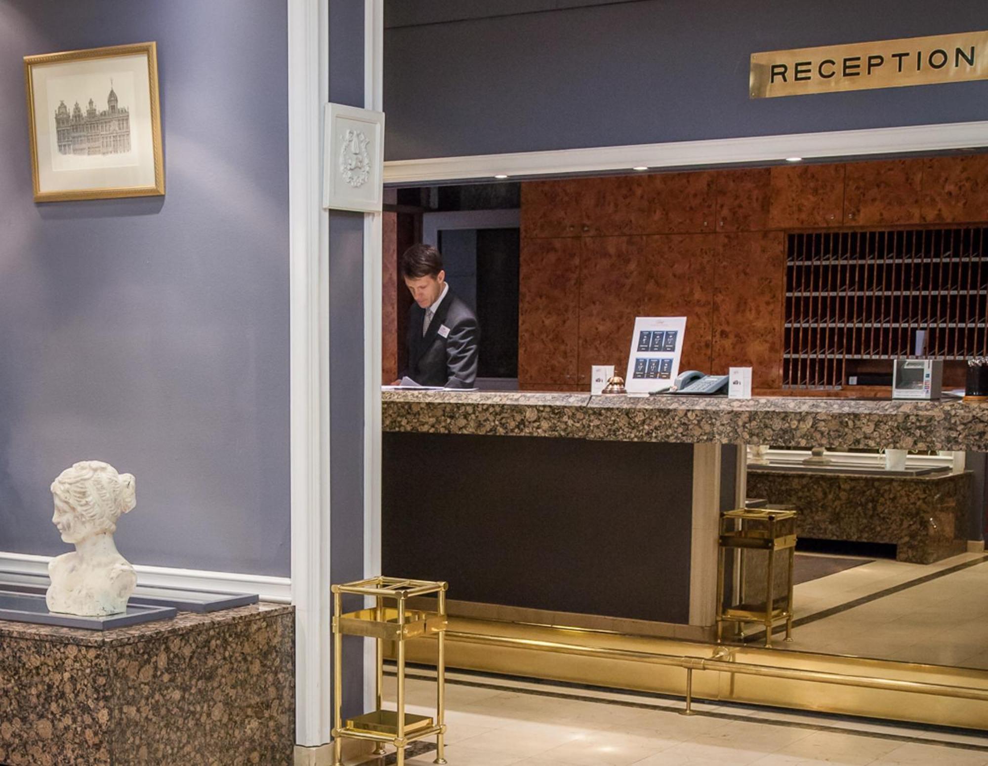 First Euroflat Hotel Brussel Eksteriør bilde